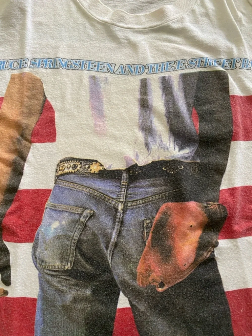 VINTAGE BRUCE SPRINGSTEEN CONCERT WHITE TEE SIZE MEDIUM, PRELOVED 1984-1985 - Picture 2 of 16